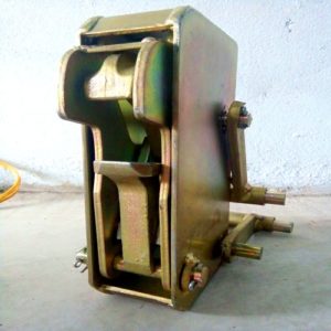 Mỏ kẹp phuy đơn lẻ giá rẻ có sẵn tại Hưng Việt